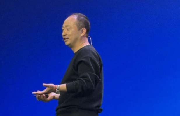 钉钉创始人戳破了一个真相，中国很多企业都做错了！日前，钉钉创始人陈航在202