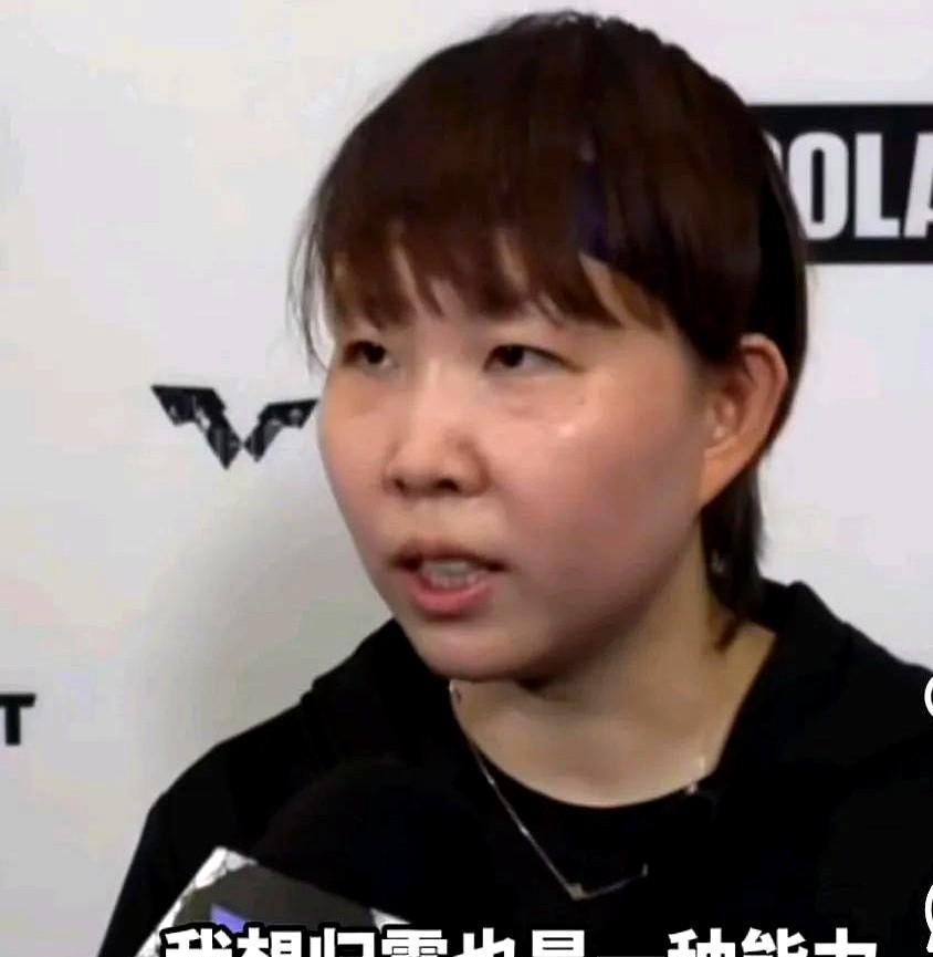 30岁被伤病劝退，她却把对手打得找不着北。她的翻盘心法，普通人直接抄作业。这