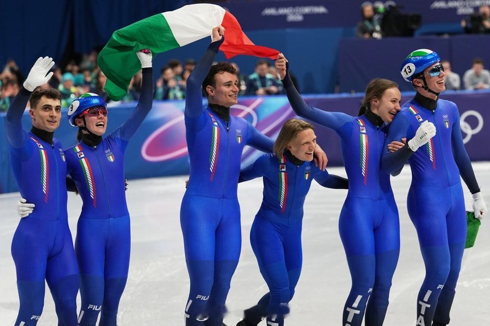 【35岁方塔纳12枚冬奥奖牌数再创纪录】中国短道混接无缘奖牌冬奥会在首次问鼎冬