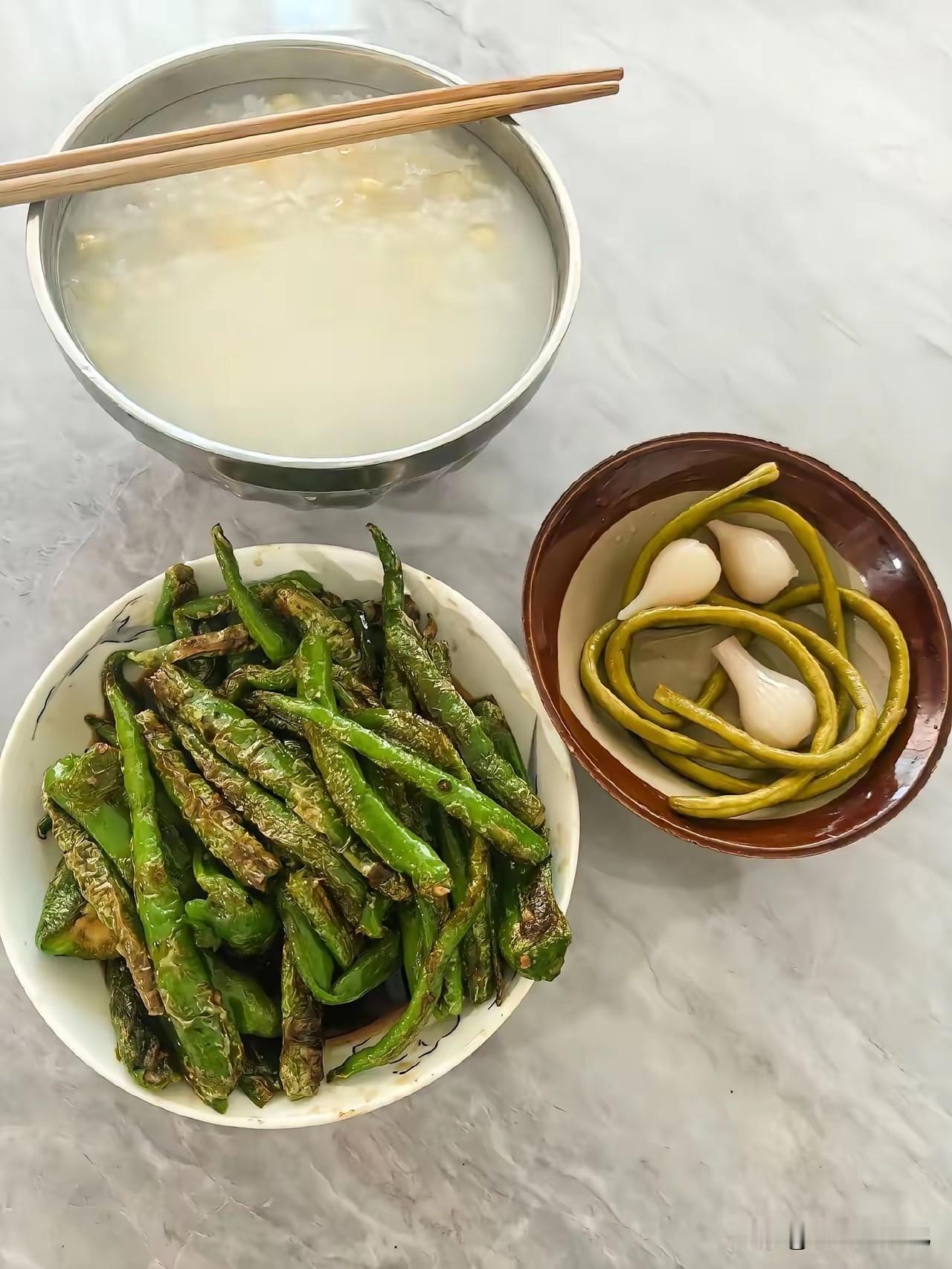 这样吃，我的肠胃真的受不了[捂脸哭]