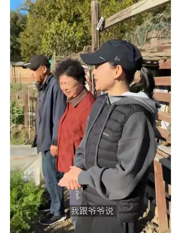 一觉睡醒是不是全网都知道了。昨天起，梅婷公婆的生活方式登上热搜。在北