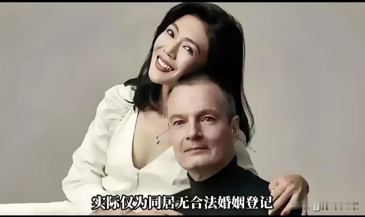 都在说法兰西女仆，结果她真是女仆啊！​以前以为她是法国老头明媒正娶的太太，结果