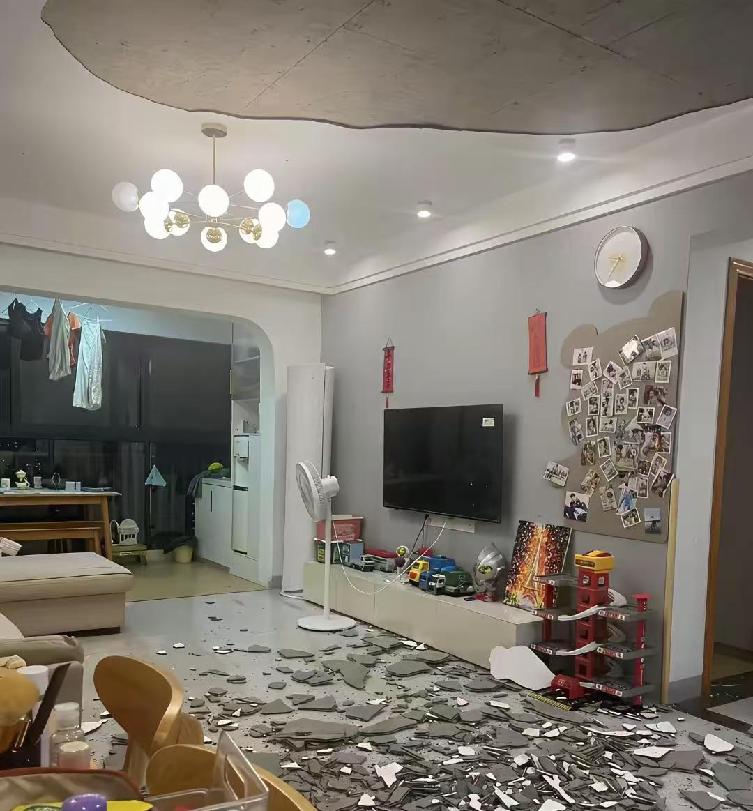 家里房子成这样，是找装修公司还是开发商