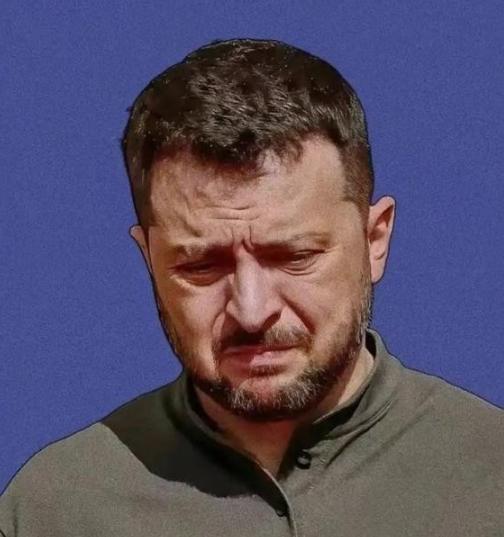 为什么乌克兰都快要亡国了，也不愿投降？说白了，泽连斯基不敢降。他一签字，英雄