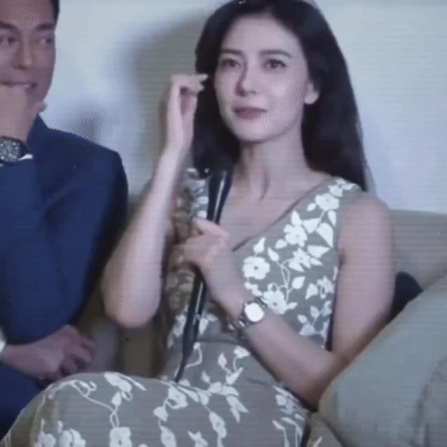 刷到高圆圆这组图片，还以为是很年轻的时候，没想到这个时候已经35岁了！妈呀，国