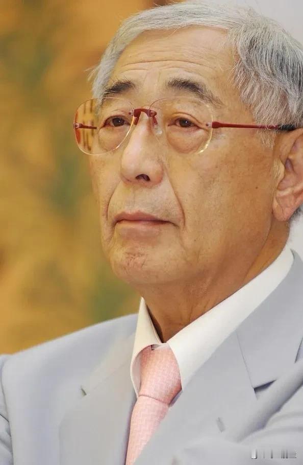 稻盛和夫曾说：“人们总是把幸福理解为‘有’，有车，有房，有钱，有权；但幸福其实是