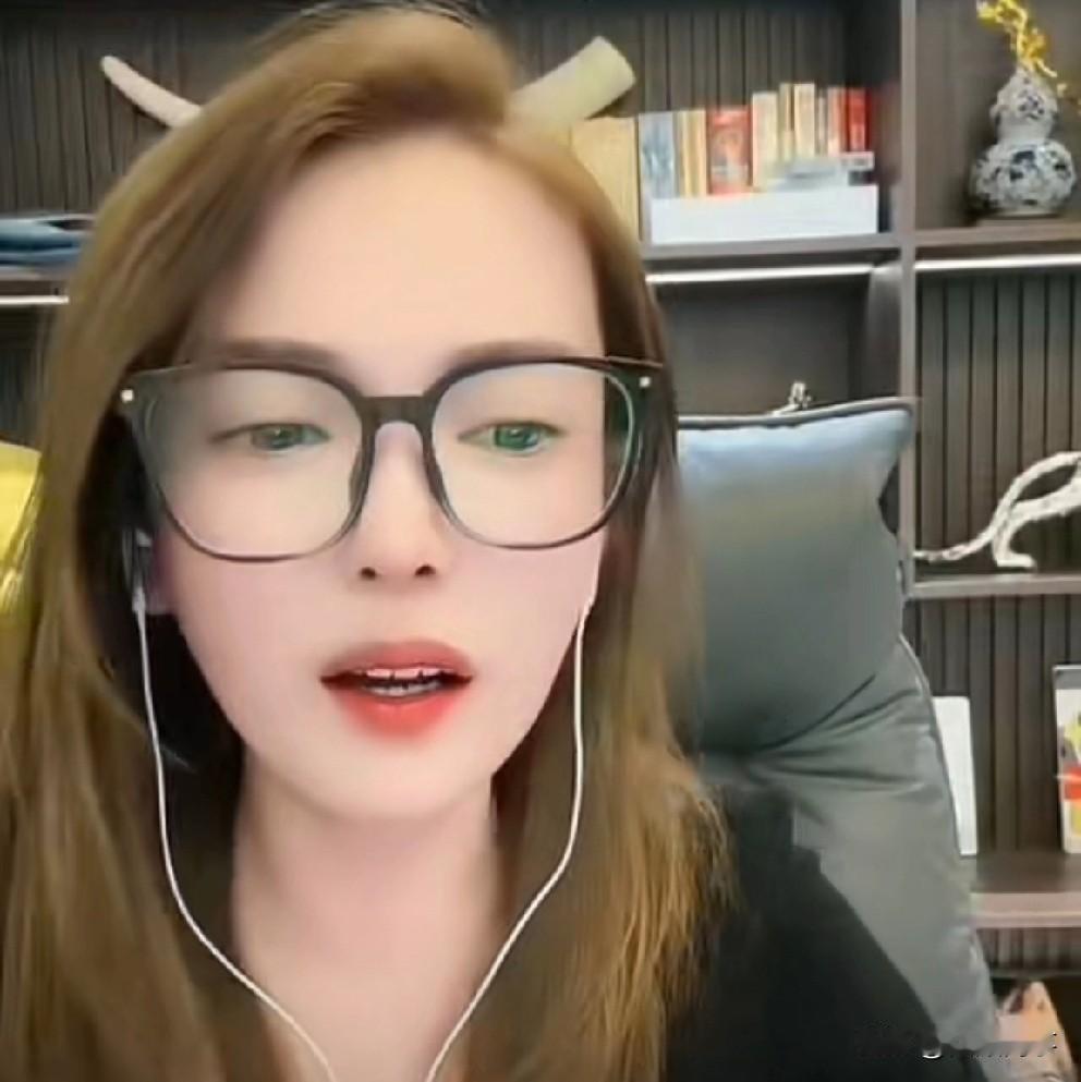 白雨专场老狗泪洒直播间，我的孩子不能喊别人妈！白雨坦言离