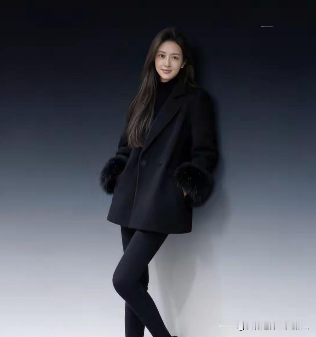 这个女大学生不值得同情！安徽的陈女士报料，自己在上大学的时候，在网上分期借了