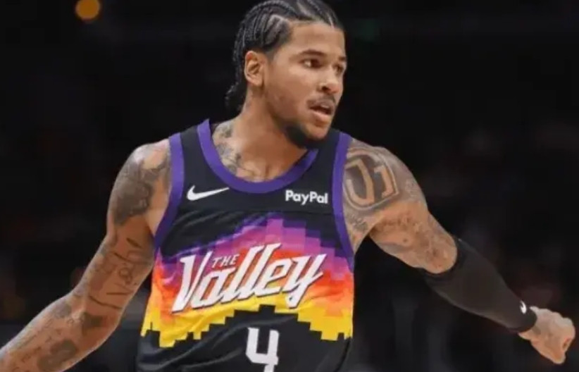 你敢信？杰伦•格林是出了名耐杀王，在休斯敦，几乎没怎么伤过，每个赛季几乎全勤。