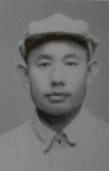 1951年夏，志司正在召开“第五次战役总结会”，彭老总突然指着第58师师长，喊：