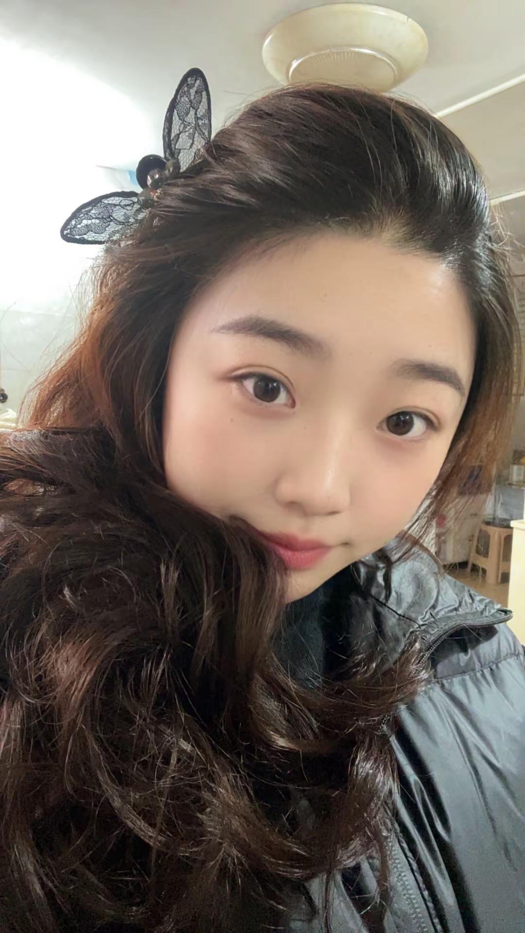 马上都快奔三的少妇啦、怎么还这么爱这些小女生的东西呢？