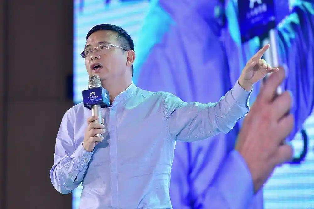但斌一句话戳中我国制造业痛点：不少产业一旦拿到全球主导地位，利润反而快速消失。国