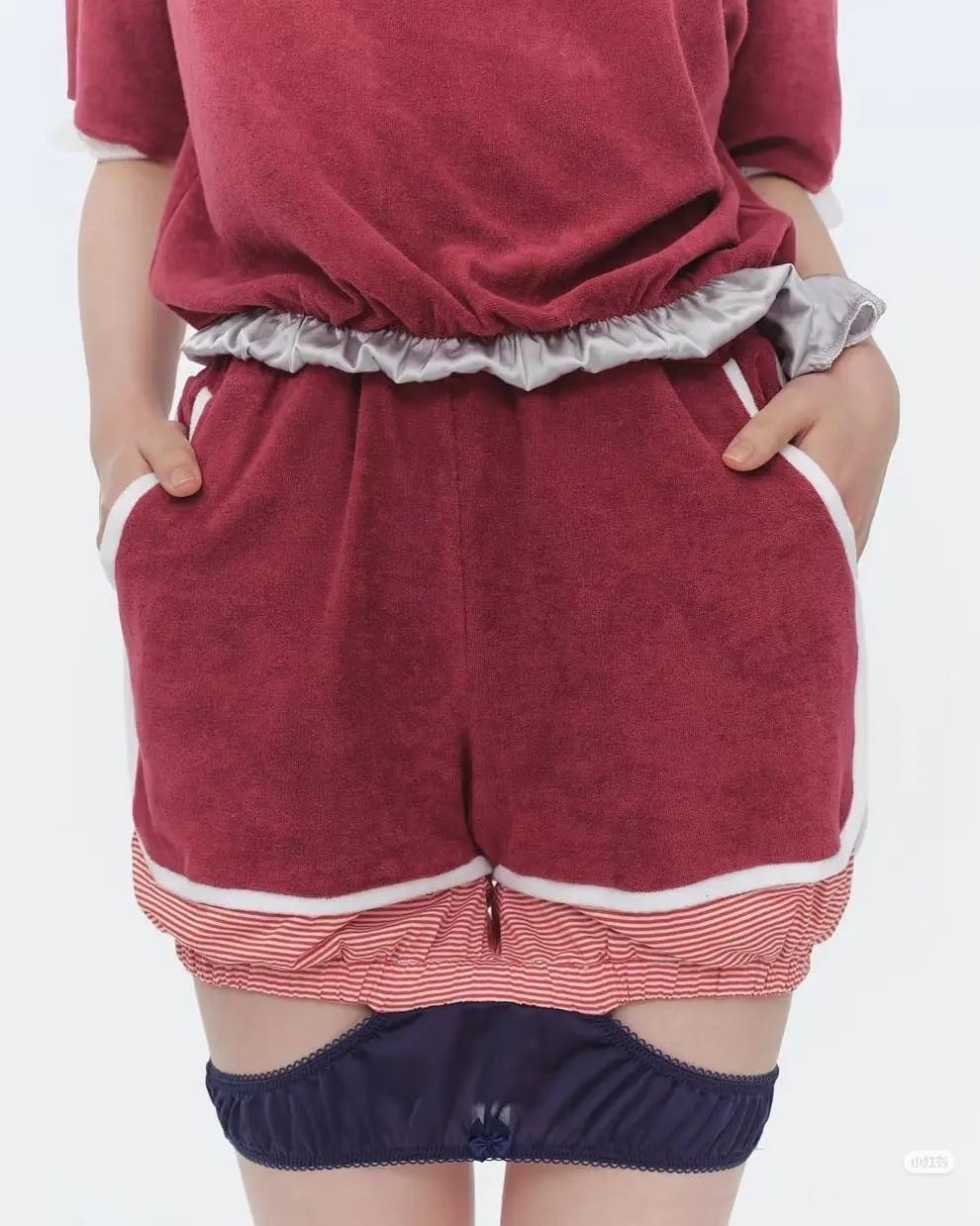 这衣服太邪恶了，设计师好变态！