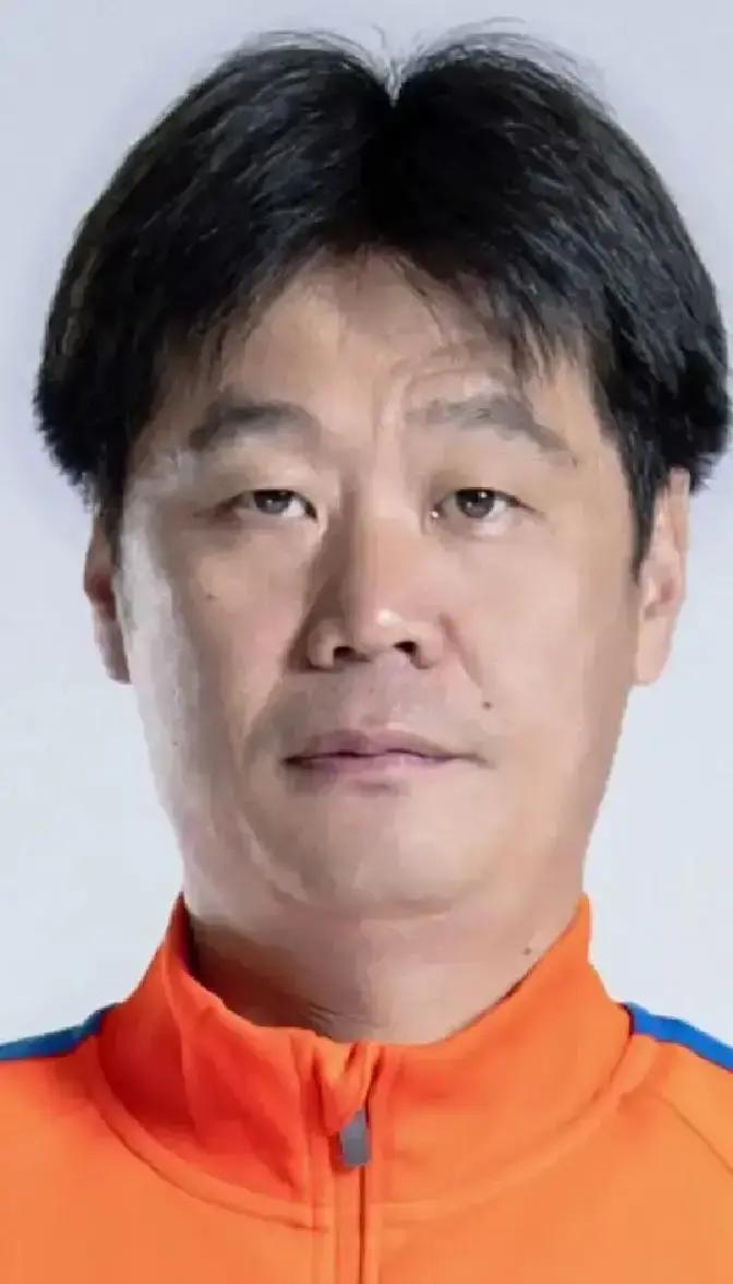 李霄鹏想回泰山？门已经焊死。文旅股份被砍到40%，电网和鲁能重新掌权。新东