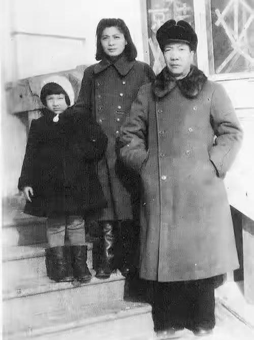1955年大授衔时，原东北抗联职务最高的是周保中将军，他曾任东北抗联第二路军总指
