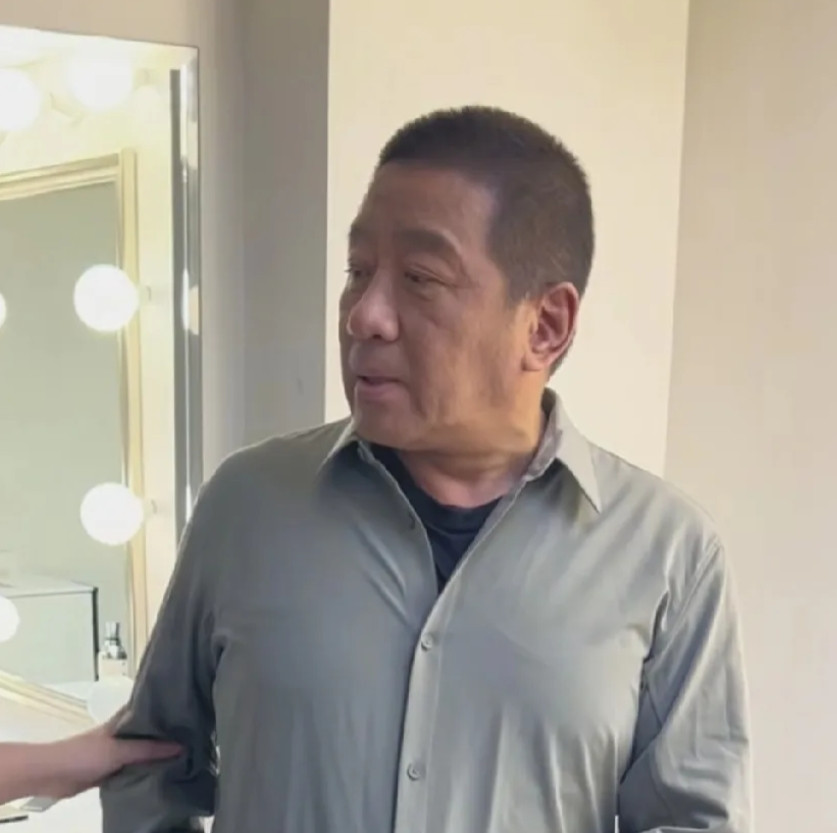 现在全网最后悔的明星非丁勇岱莫属！刘仪伟、赵亮太久没出来营业，缺钱出来活动可以