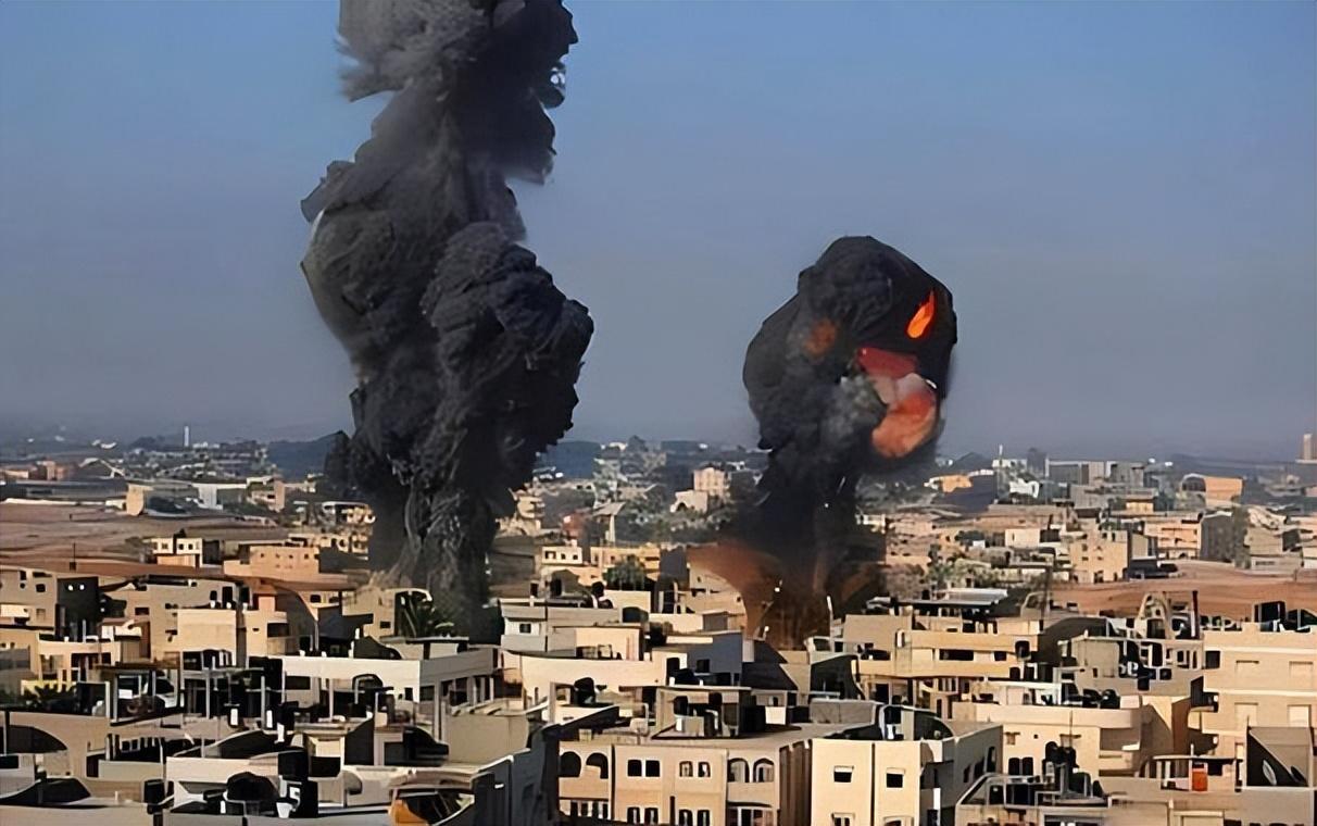 美国花重金打造的军工“救星”，竟然是个彻头彻尾的骗局，连核心零件都要靠中国！