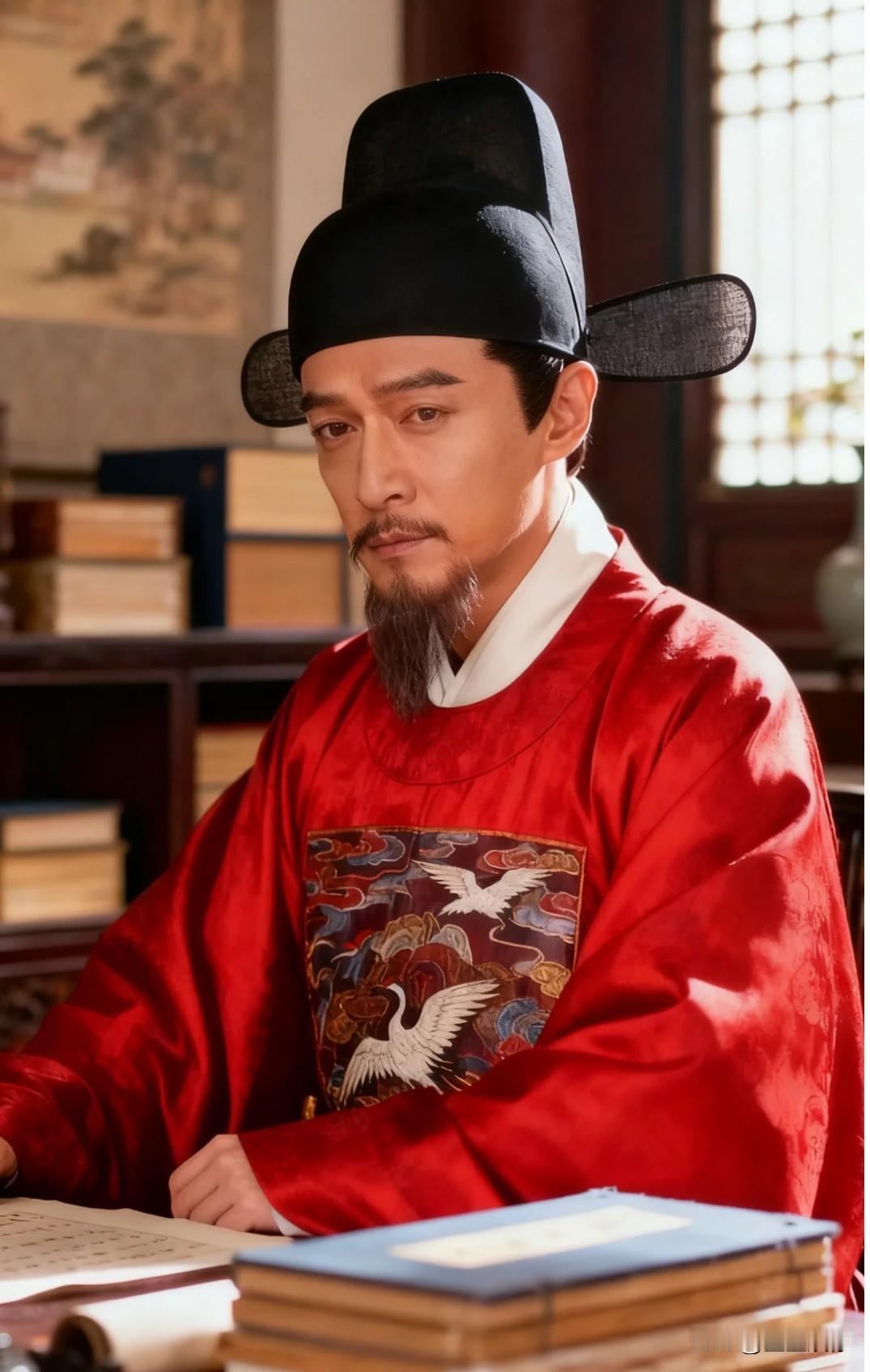 胡歌适合演徐阶而不是张居正。我个人感觉张居正少年时期张晚意演,有那种少年意气