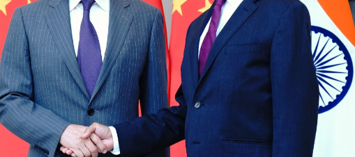 中国和印度谈妥了！ 当地时间8月18日，中国外交部长王毅在新德里同印度外长苏