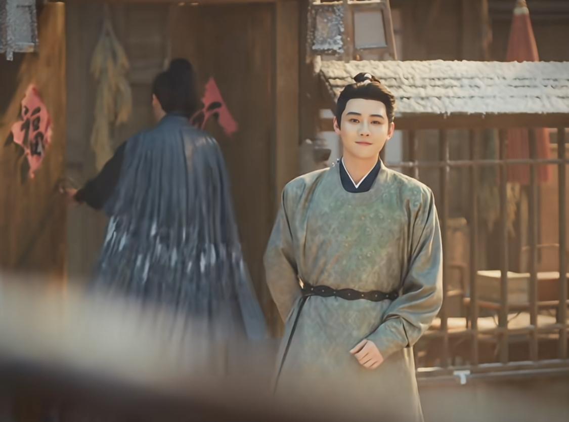 剧中没看出来李怀安对长玉有多少爱意，原著中，却是想了一辈子。都说李怀安输在少