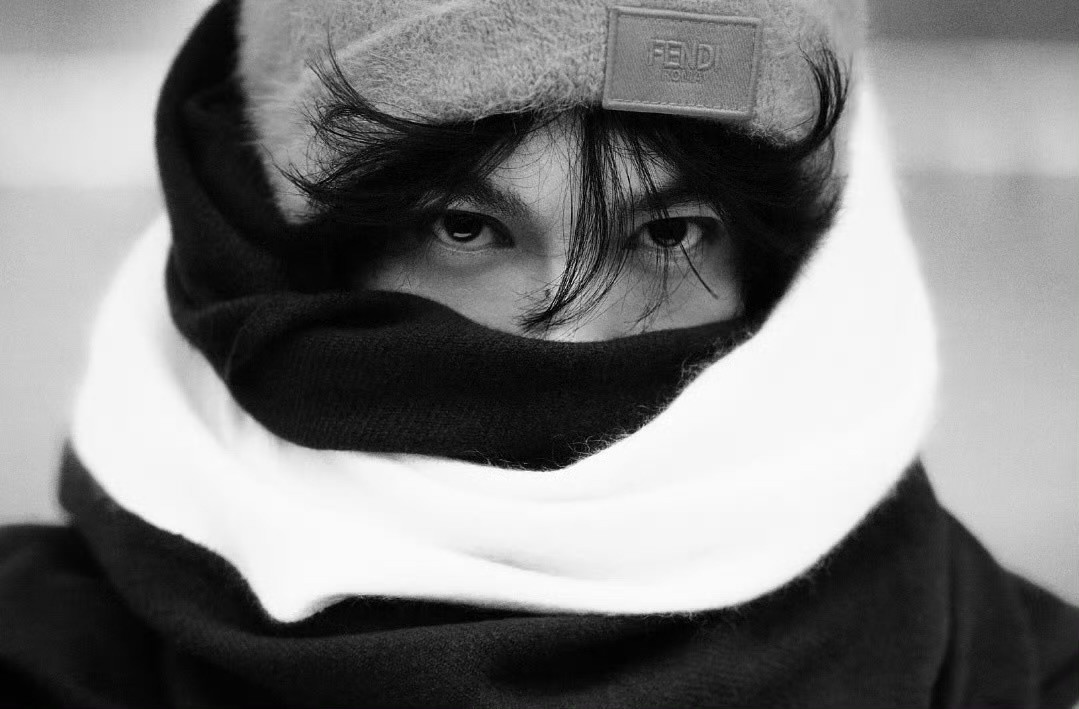 田栩宁充满野性的眼神🐺🐺