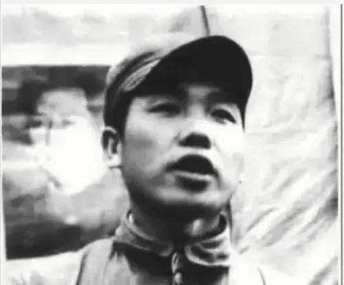 1951年11月，志愿军排长郭忠田无视上级命令，不仅弃守高地，还放跑了美军坦克，