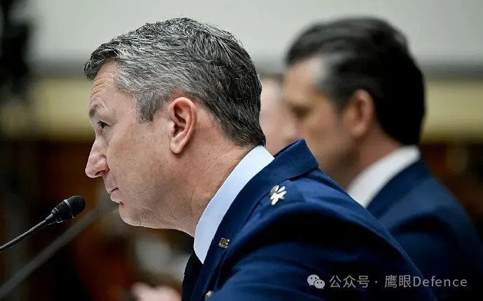 刚刚，美军参谋长联席会议主席丹·凯恩上将在参议院听证会上，接受参议员威克尔提问时