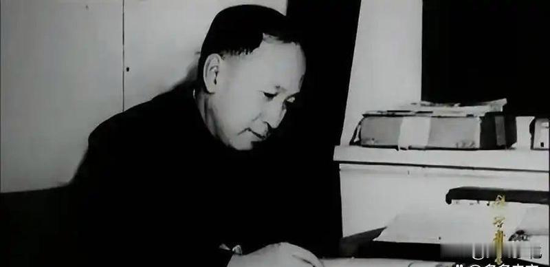 一枚哑弹，牵动大国博弈！钱学森一夜两难：送苏联换援助，还是咬牙走自主路19