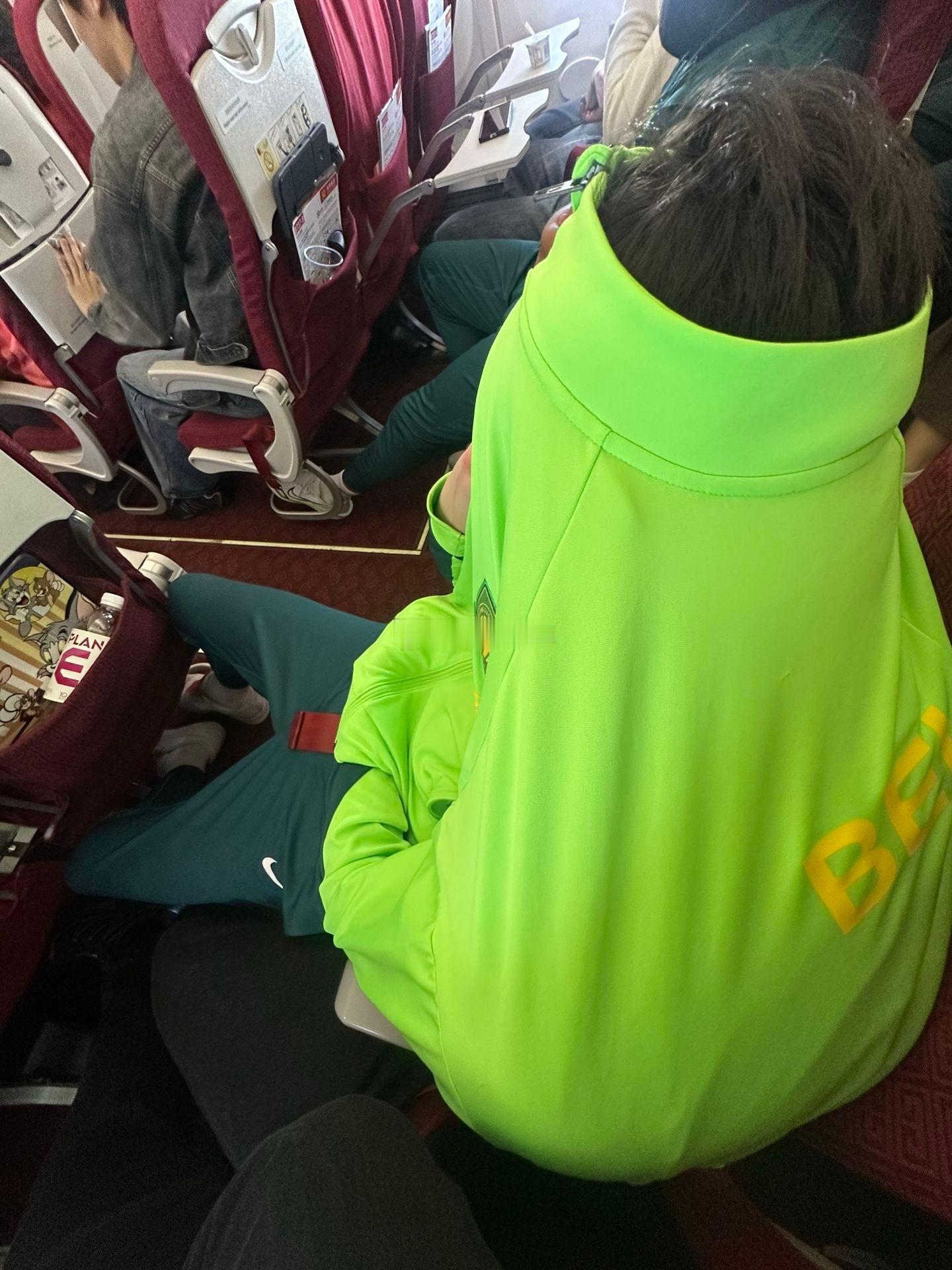 北京国安北京国安李睿跃更新社交媒体：“泰兰德倒计时🌵”