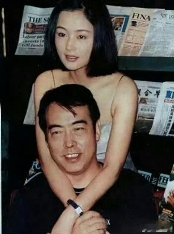 看看这两张图就知道什么是基因彩票了，明明都是一个妈生的​​​