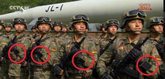 你以为阅兵最让西方破防的，是东风导弹吗？错了。真正让他们感到恐惧的，是每一个士兵