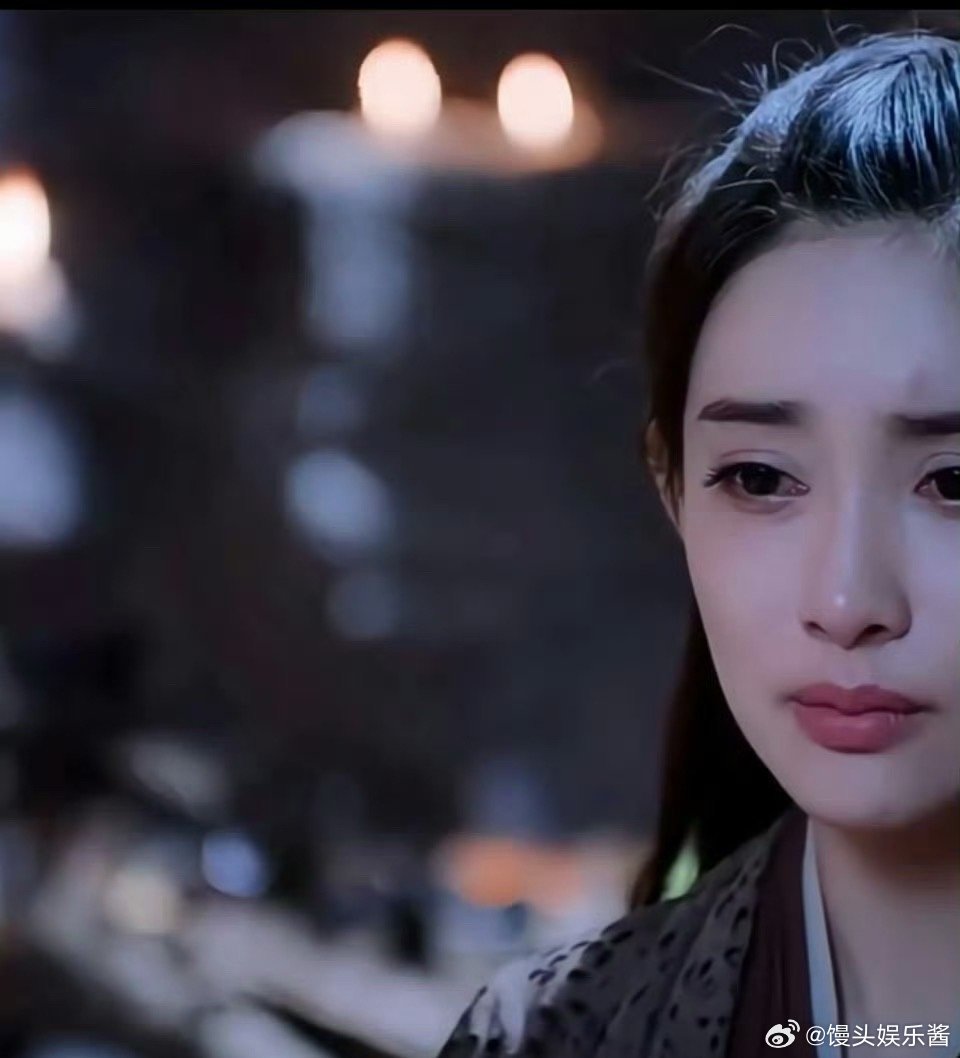 孟子义拍古装为什么又做美甲还带美瞳[吃瓜]​​​