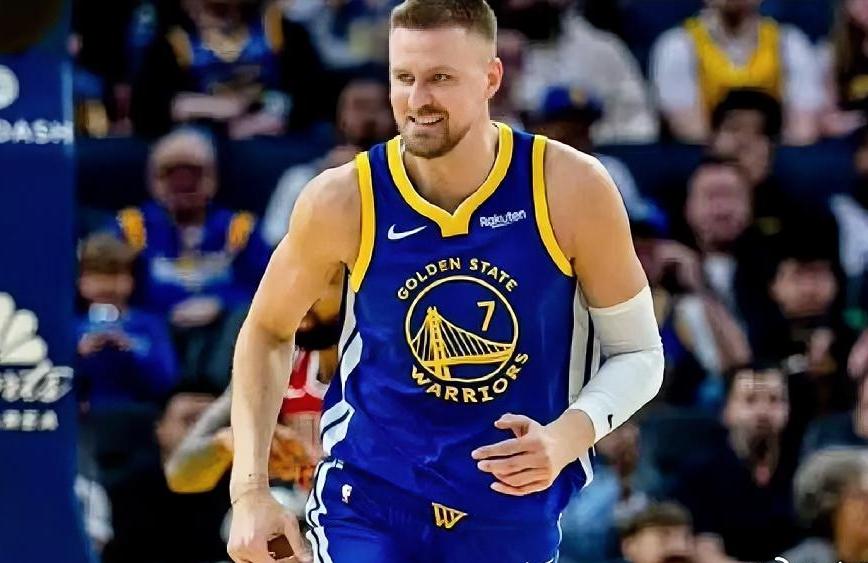 勇士新援波尔津吉斯近期10场比赛投篮命中率！！！对阵雷霆：10投3中，命中