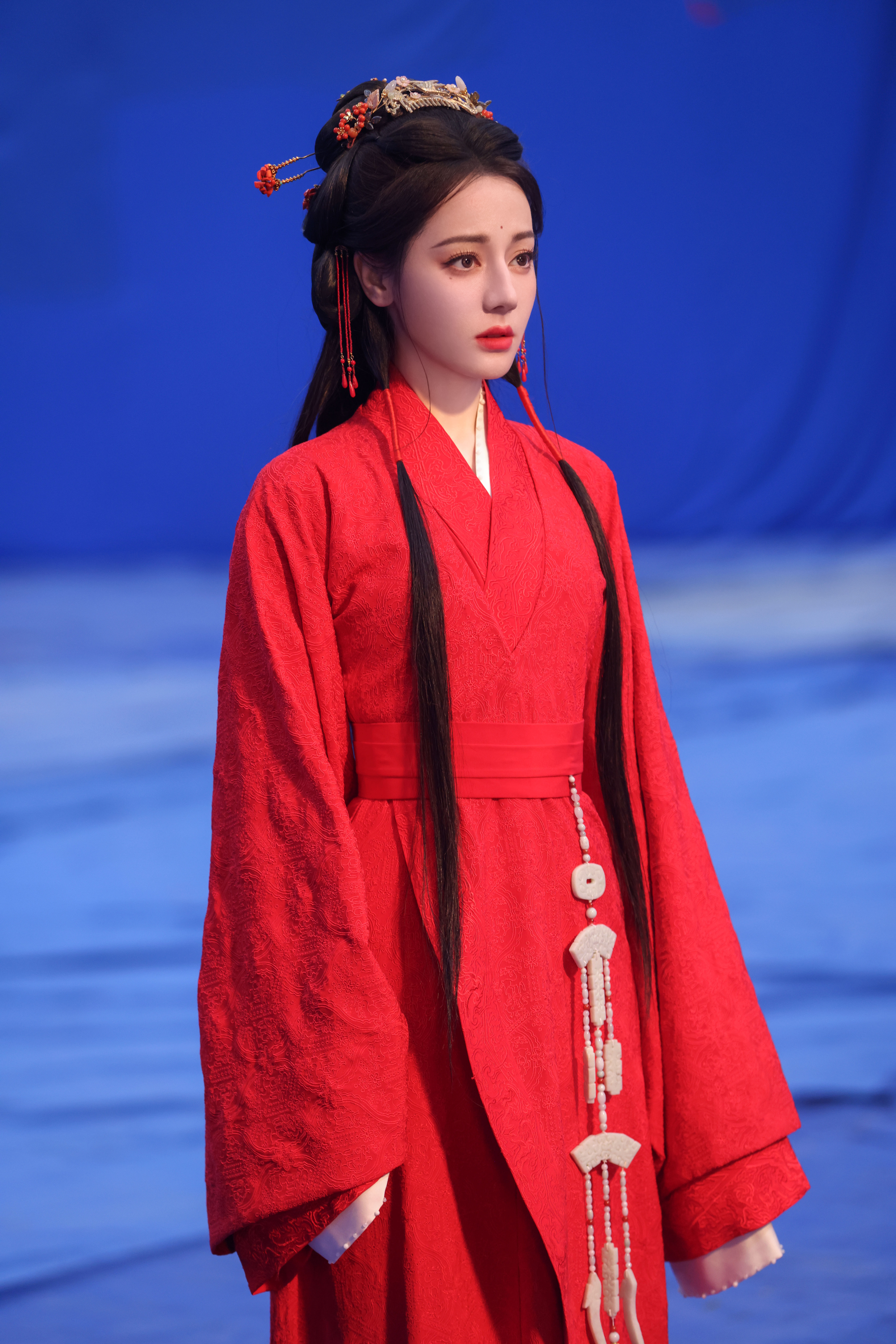 迪丽热巴🫶贺思慕的五感体验卡 贺思慕为人间悲欢动容，幻境之中得见心安之所。每晚