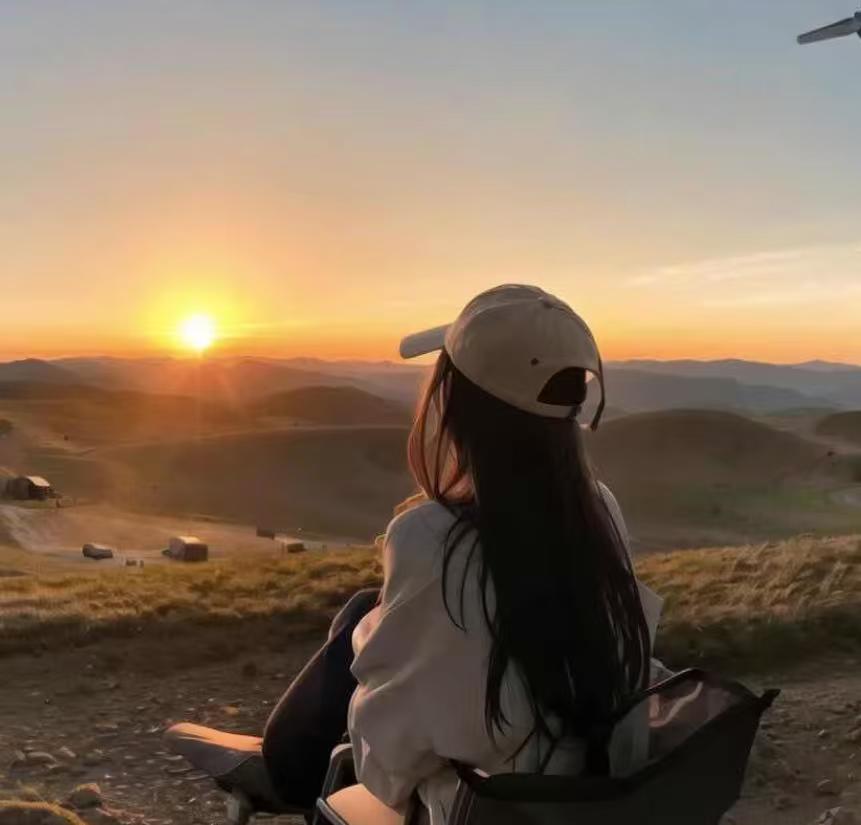 前年生下二宝，房子实在挤不下了。我跟老公商量换大点的，婆家东拼西凑，还差15