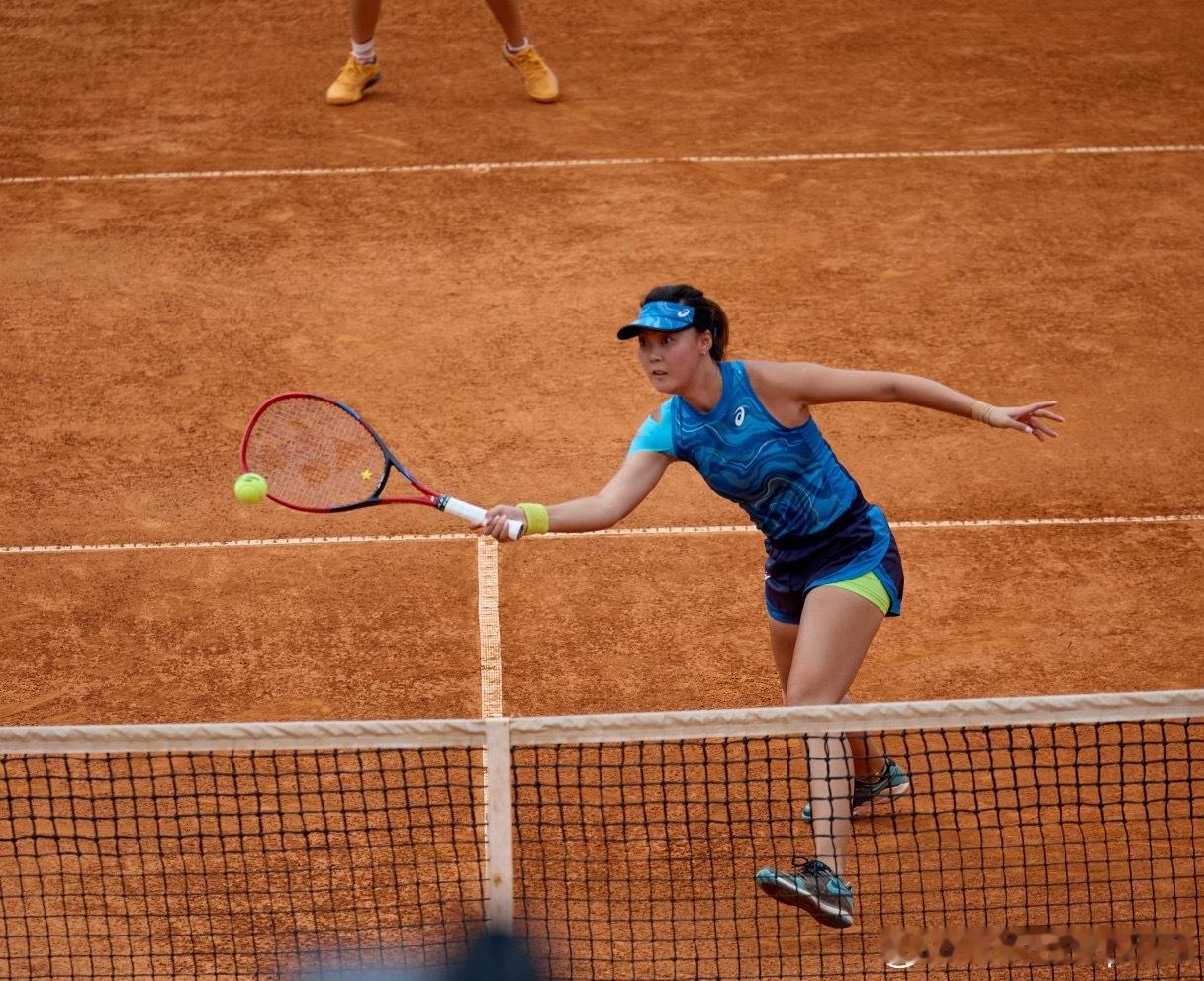 ITF女子🇭🇷W75女双半决赛🇨🇳丰硕/🇯🇵伊藤葵6-4/7-5