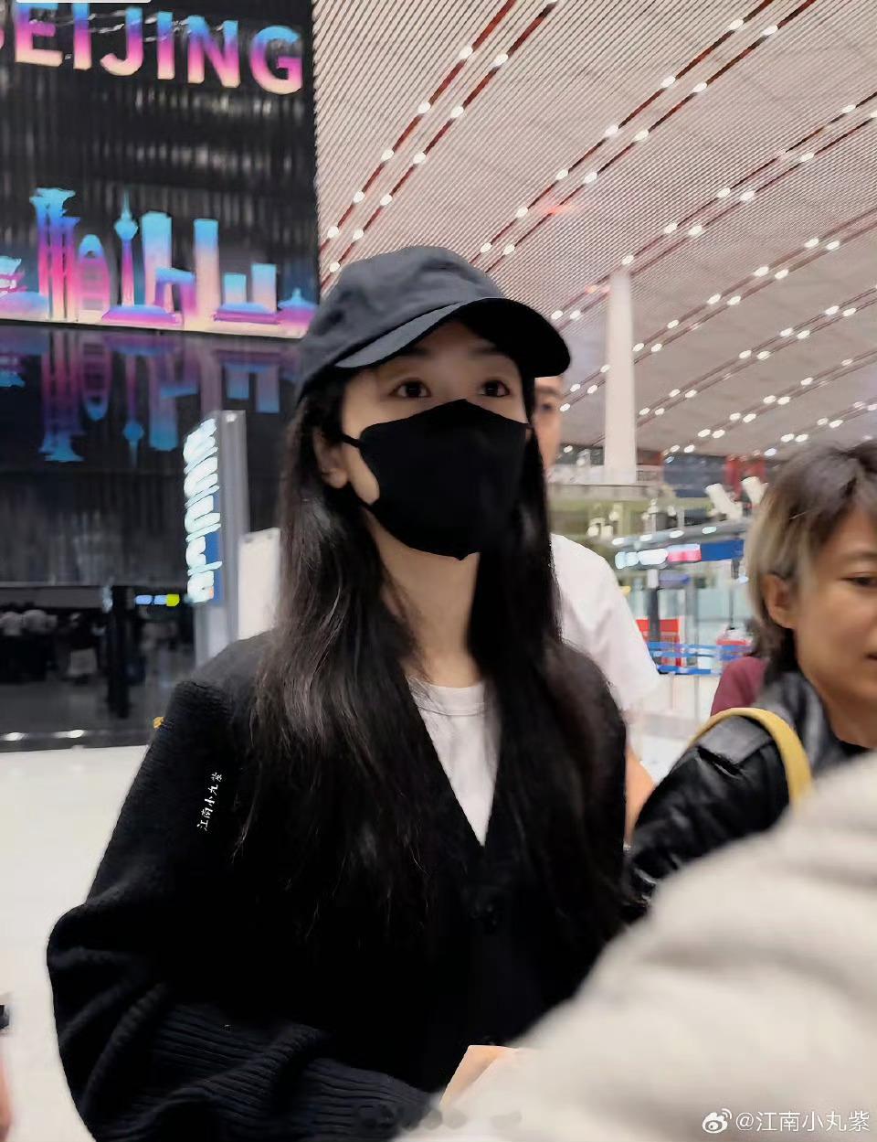杨紫杨紫董竹君yz杨紫玉兰花开君再来"我对你的思念就是一个循环小数,