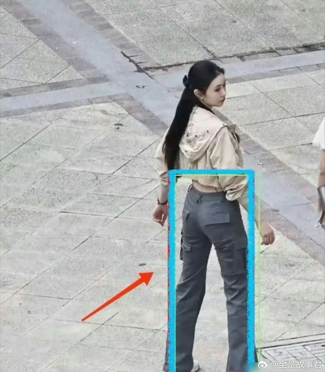刘浩存身材比例有点吓人，三分之二都是腿实锤了​​​​