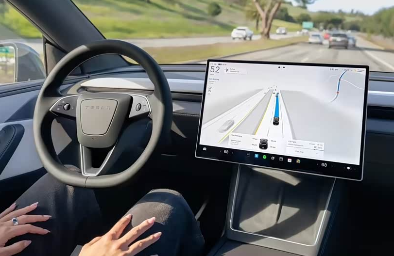 马斯克放话FSDV15远超人类智驾真能吊打老司机这早已不是马斯克第一次给FSD