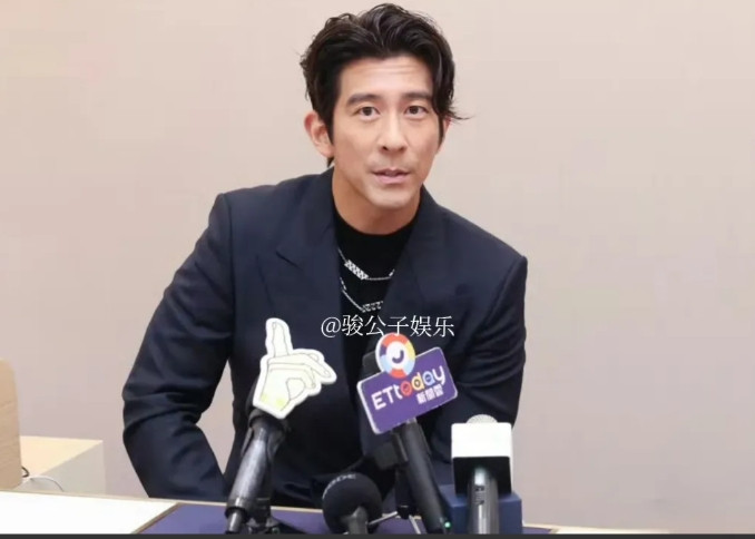 据台媒11日报道，修杰楷在出席活动时透露，近日他与家人前往夏威夷度假。期间，贾静