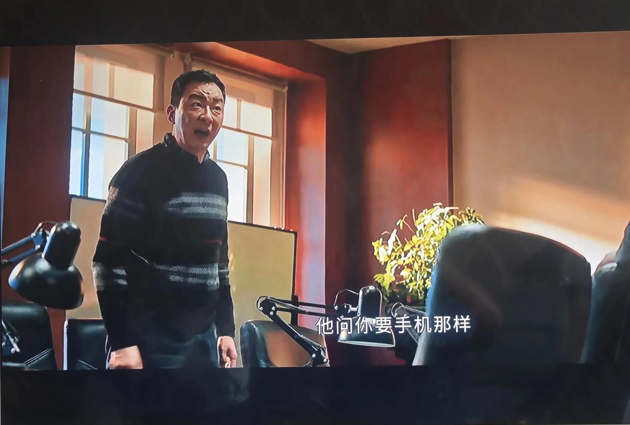 《以法之名》除了男主张译的表演备受争议外，有两个主要配角的表现同样不尽如人意。