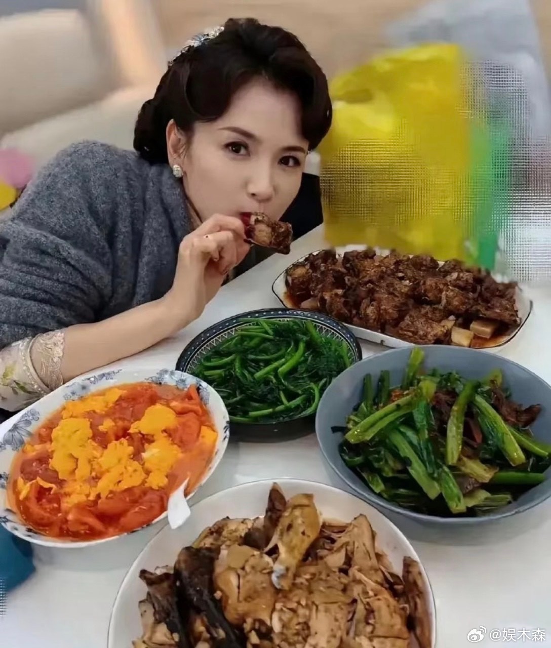 刘涛说这顿饭她能吹一辈子百厨大战当初那道鳜鱼和珍珠圆让刘涛念念不忘许久，这次重