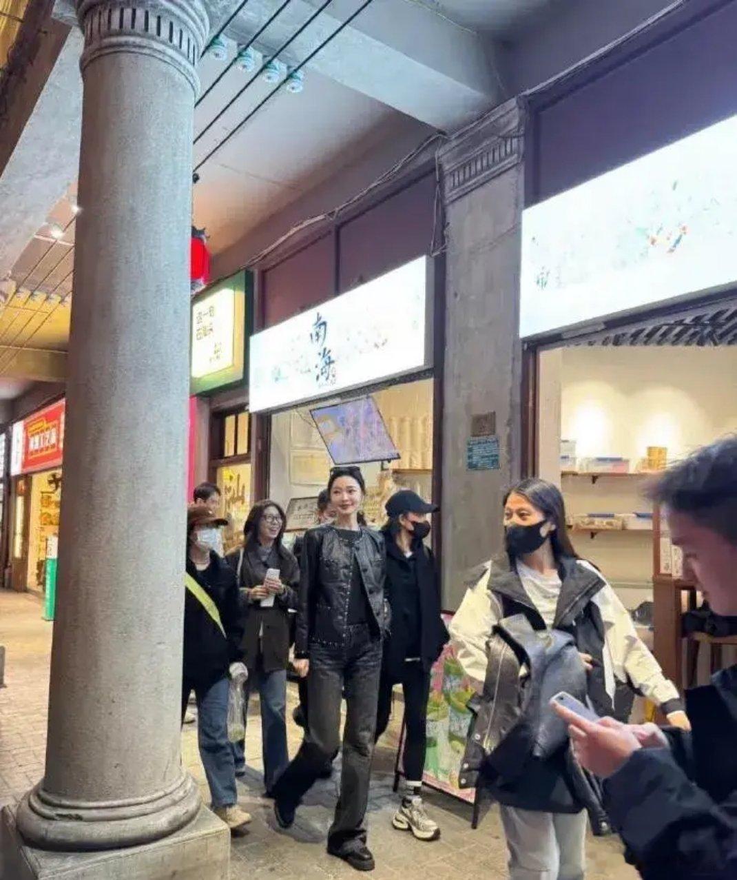 宋轶居然这么高！完全被脸骗了，长相软萌小巧，身高反差好大。