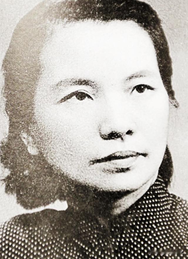 牺牲33年后真相大白：朱枫最疼的继女，竟是藏在身边的特务朱枫为革命牺牲到最