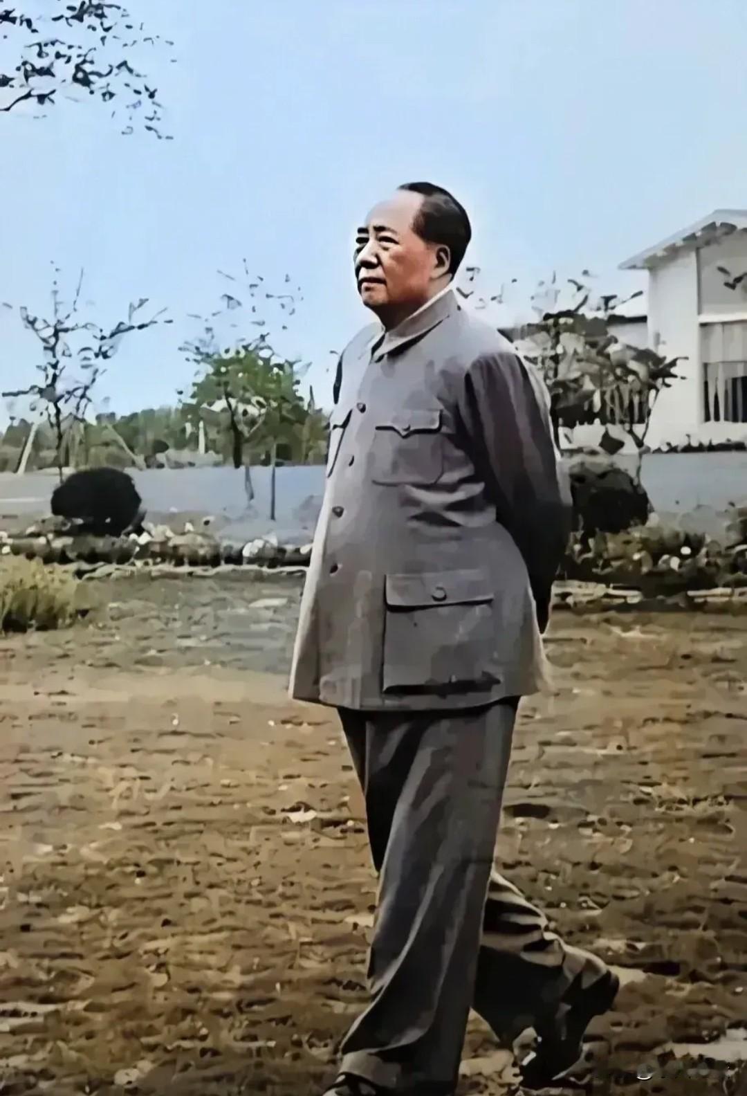 国力再强盛，军力再强大，也抵不住内部蛀虫的瓦解和渗透！在西方反华势力亡我之心不死