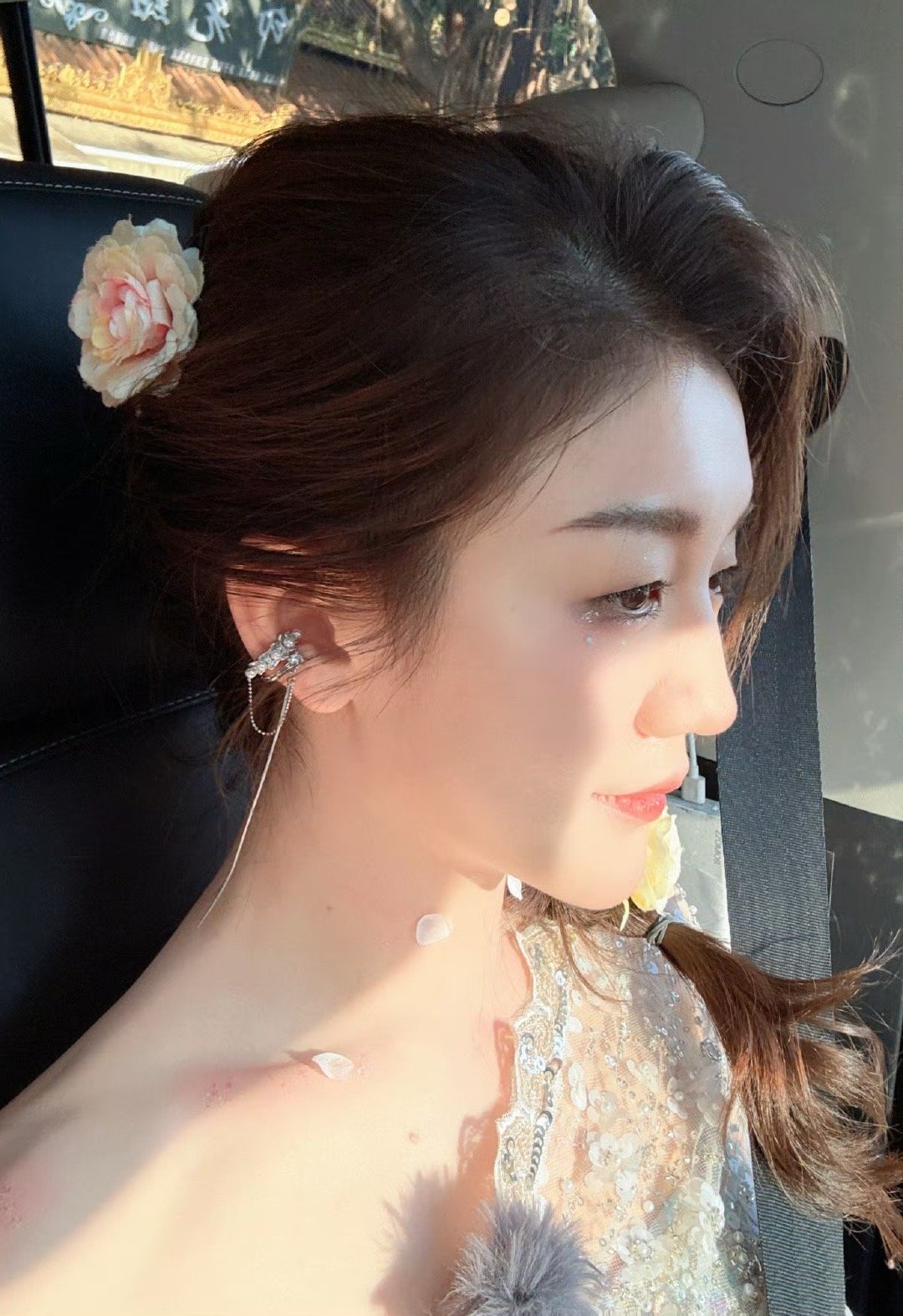 回忆一波细糠，为什么艺人大都不会拒绝芒果的节目，一来是芒果节目热度大，曝光度高，