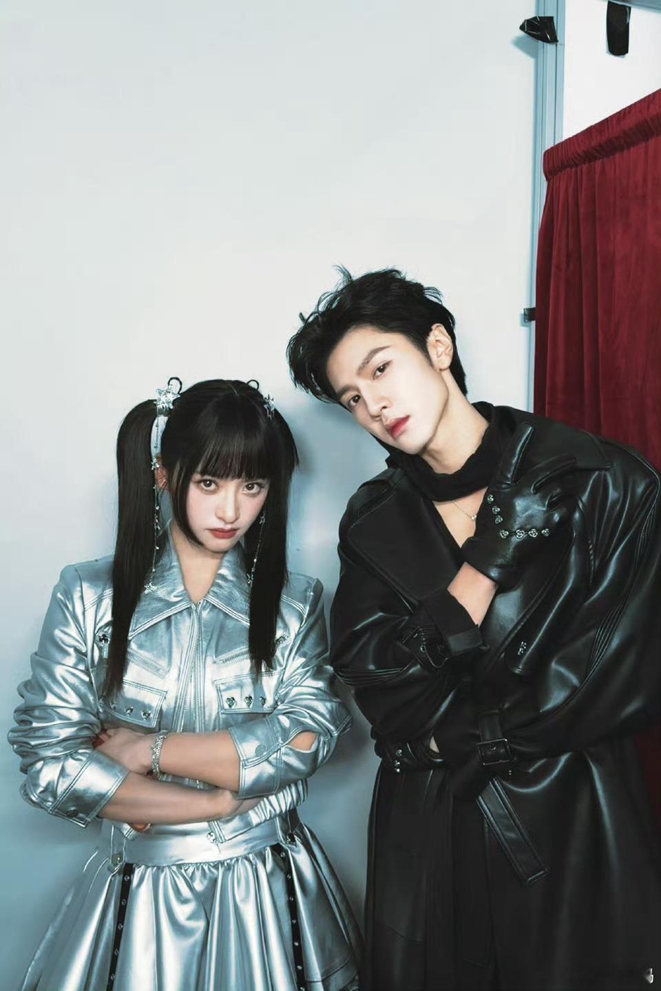 湖南卫视春晚陈哲远沈月后台合照，这集是我点播的月远之夜