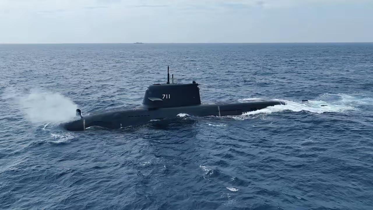 5年下水至少10艘，年度数量首次压过美国，真有这么快？美国同期仅7艘，总排水量约