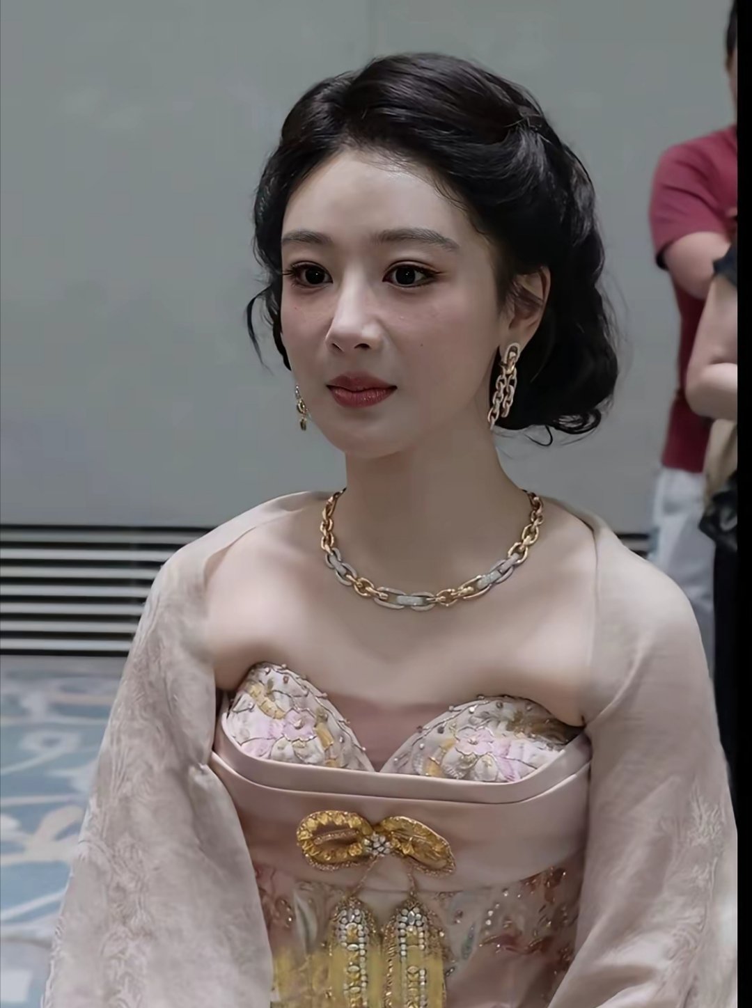 杨紫的变化真的好明显，感觉越来越有气质了！🌟你们觉得呢？