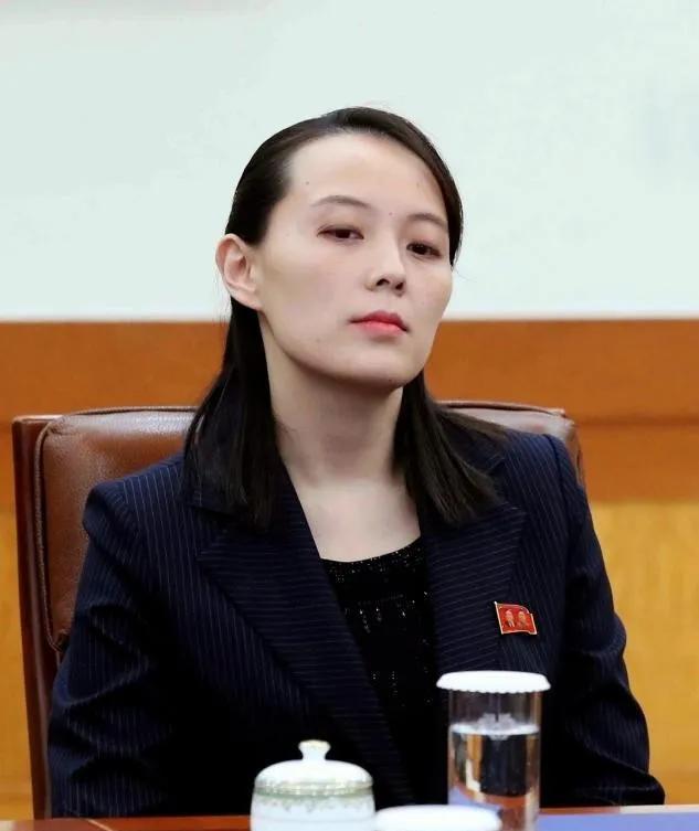 韩国这次彻底懵了，据南高丽武装部队联合参谋本部透露，这两天开始，不断有气球越过边